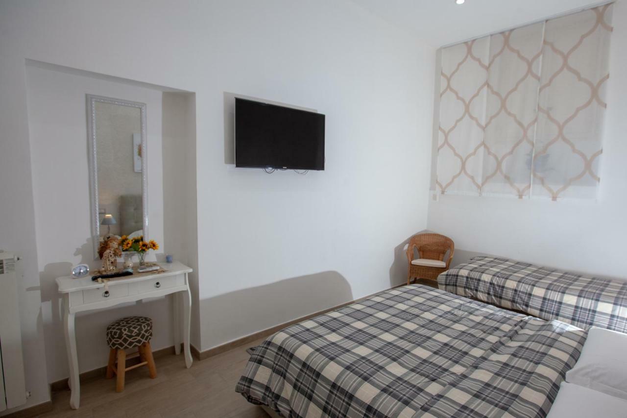 Garibaldi House Apartment Napoli Dış mekan fotoğraf