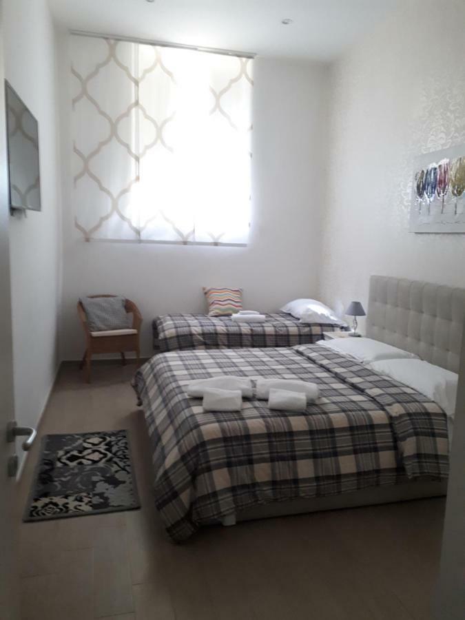 Garibaldi House Apartment Napoli Dış mekan fotoğraf