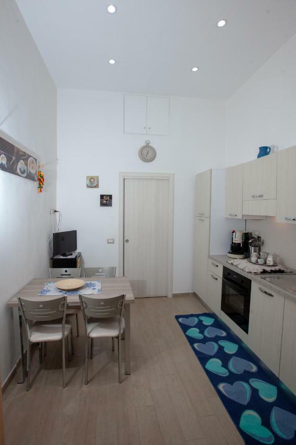 Garibaldi House Apartment Napoli Dış mekan fotoğraf