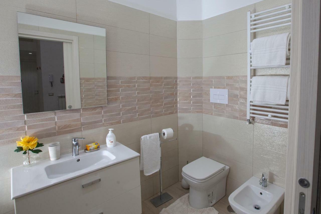 Garibaldi House Apartment Napoli Dış mekan fotoğraf